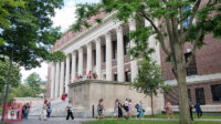 87 Mahasiswa RI di Harvard Terancam Diusir