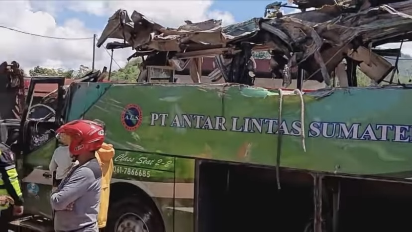 Kecelakaan Bus ALS di Padang Panjang