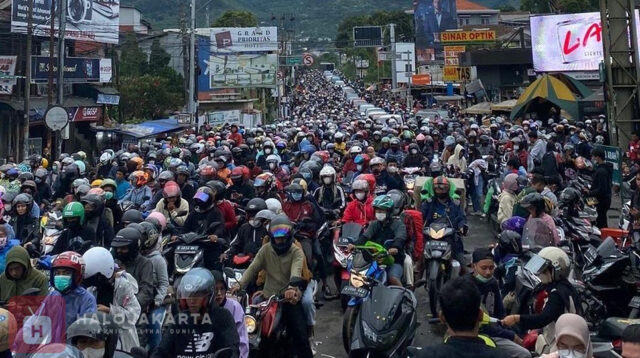 Libur panjang akhir pekan di Puncak Bogor