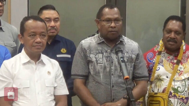 Menteri ESDM Bahlil Lahadalia dan Bupati Orideko