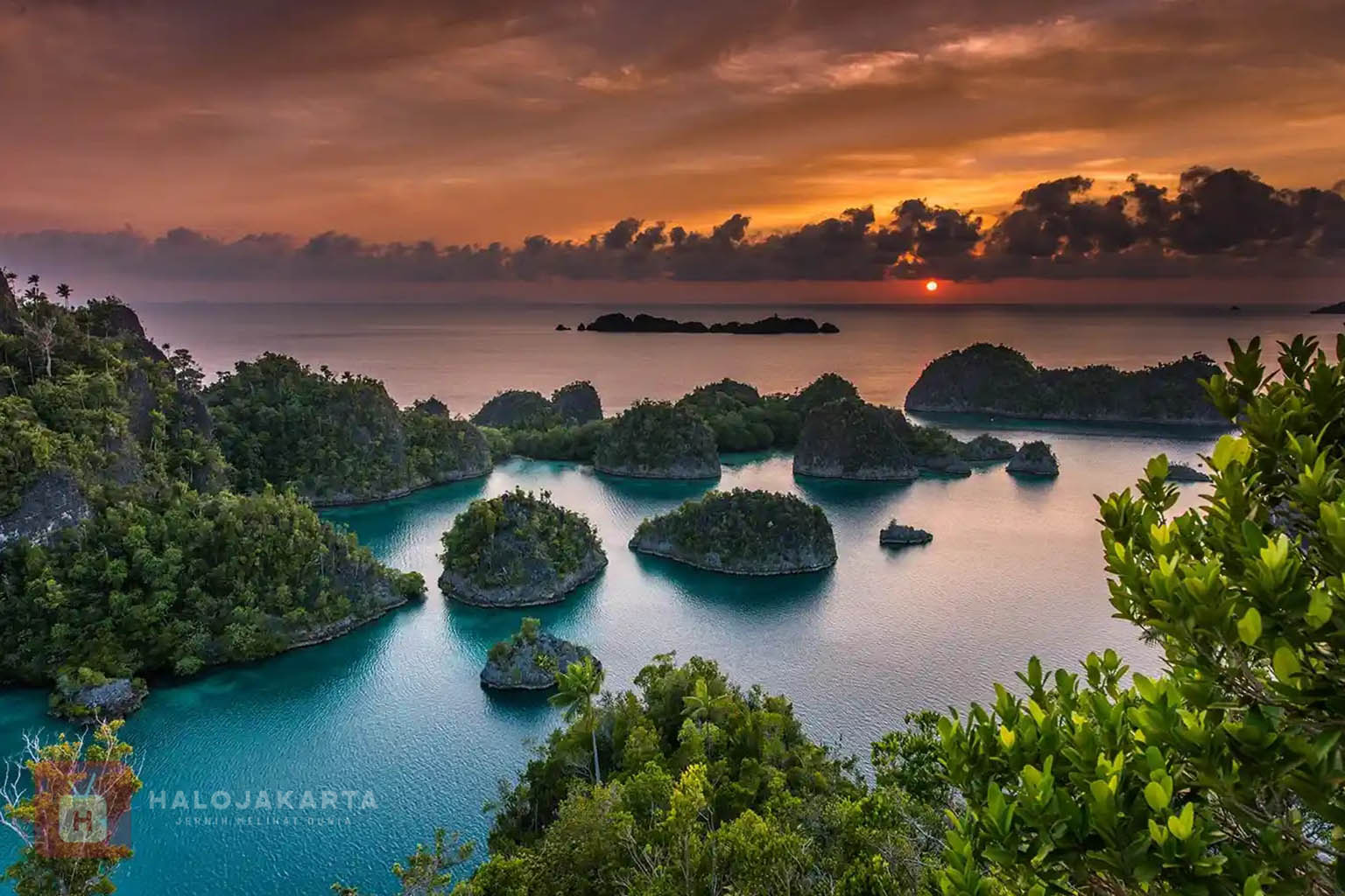 Tambang Nikel Raja Ampat