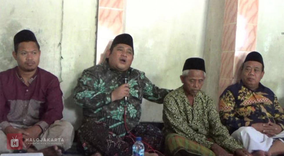 Guru Madin Demak Didenda