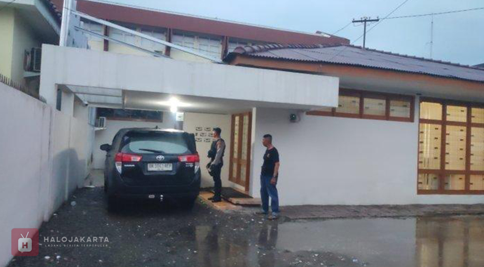KPK Geledah Rumah Anak Buah Bobby Nasution