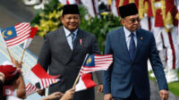 Prabowo Batal Lantik Praja IPDN Demi Temui Anwar Ibrahim