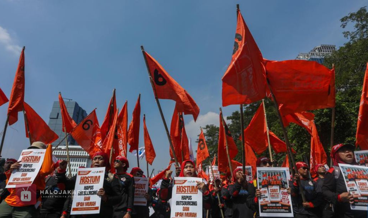 Buruh Demo Besar di Jakarta