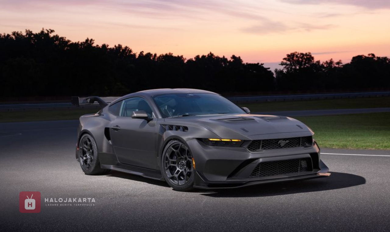 Mustang GTD Liquid Carbon