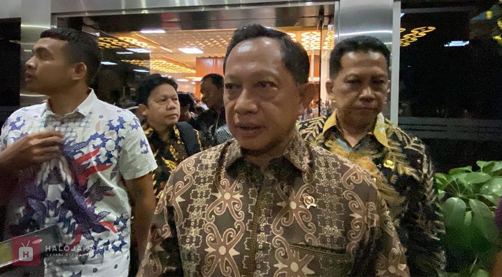 Mendagri Perintahkan Sudewo Santun Hadapi Warga Pati