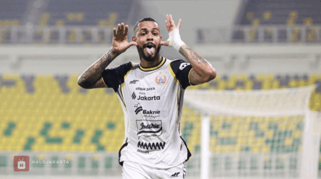 Persija Kalahkan Dewa United
