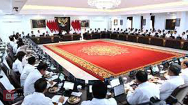 Sidang Kabinet Paripurna di Istana