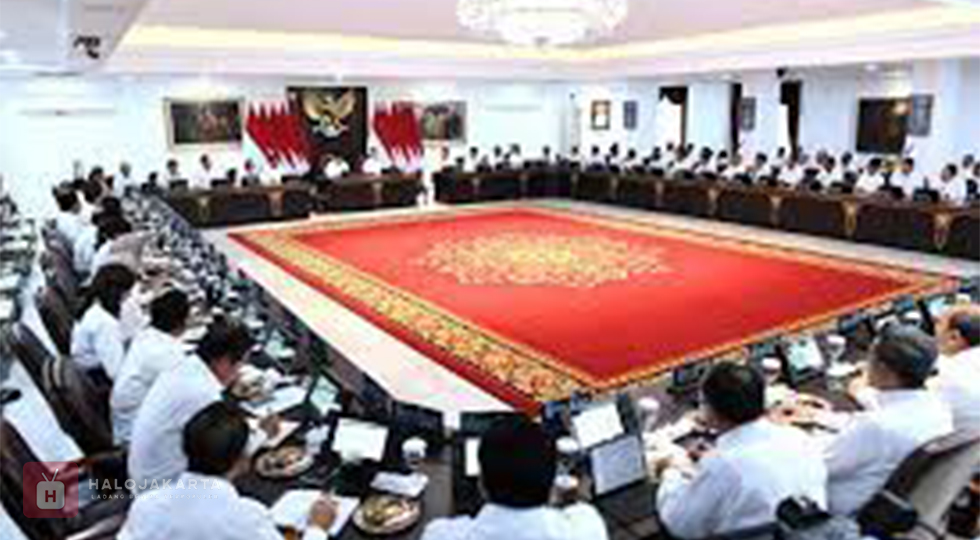 Sidang Kabinet Paripurna di Istana