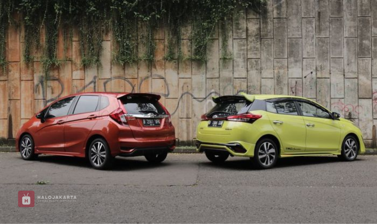 Honda Jazz vs Toyota Yaris Persaingan Hatchback