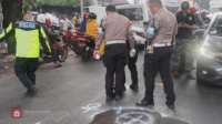 Gagal Nyalip, Pemotor Tewas Terlindas Minibus