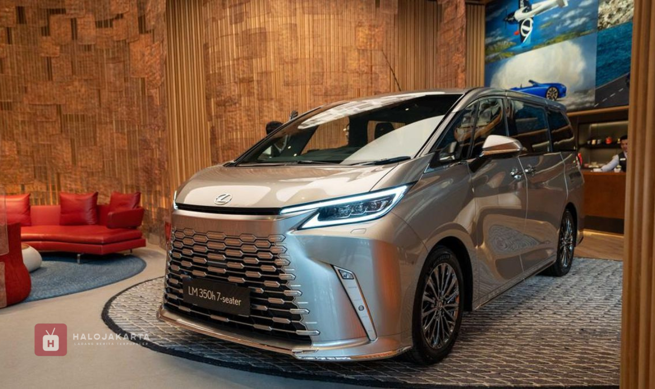 Lexus LM 350h
