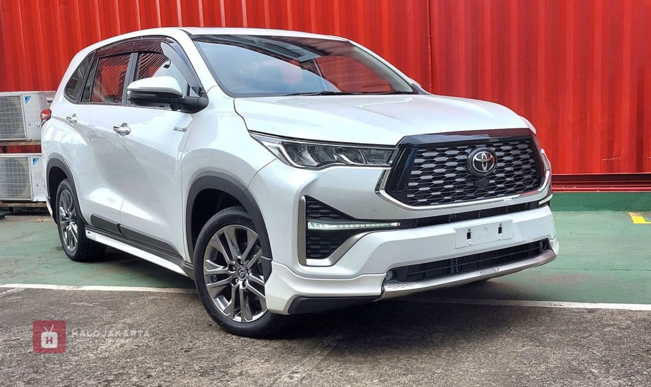 New Kijang Innova Zenix