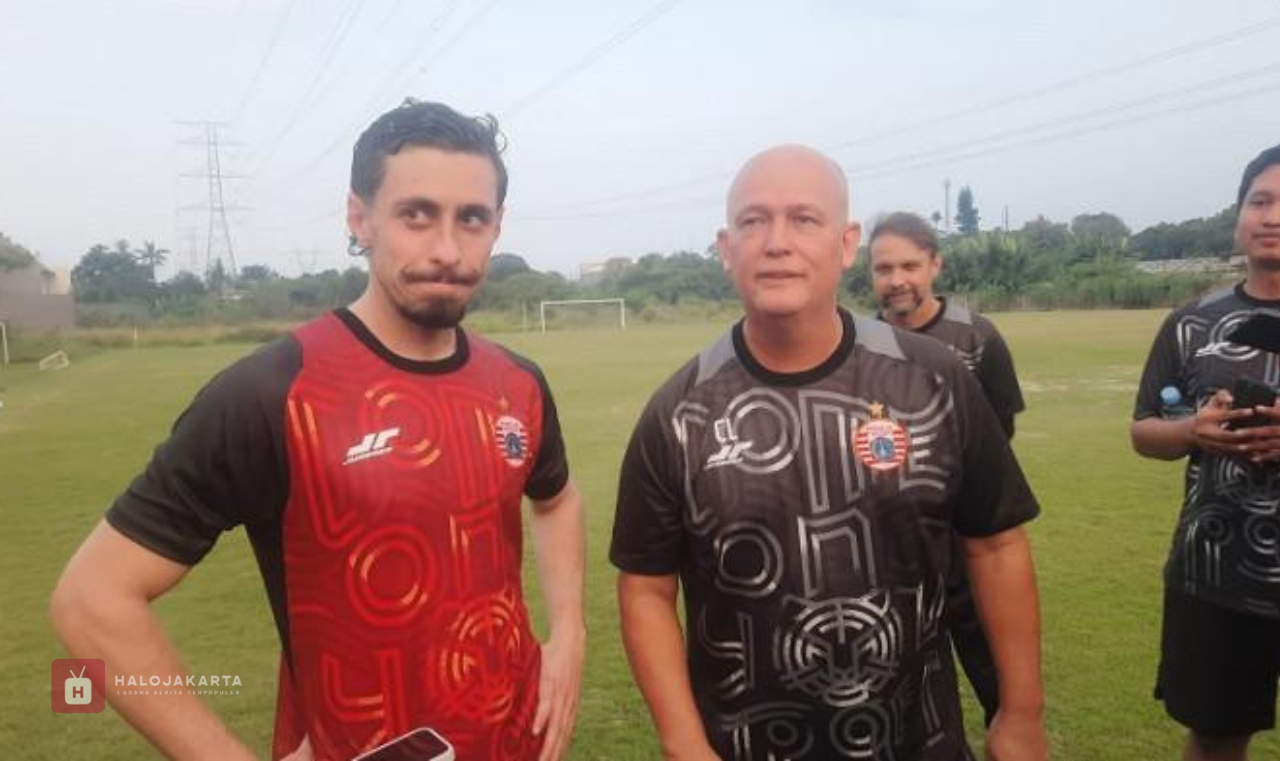 Pelatih Persija Ungkap Alasan Gustavo Franca dan Arlyansyah Abdulmanan Jarang Main