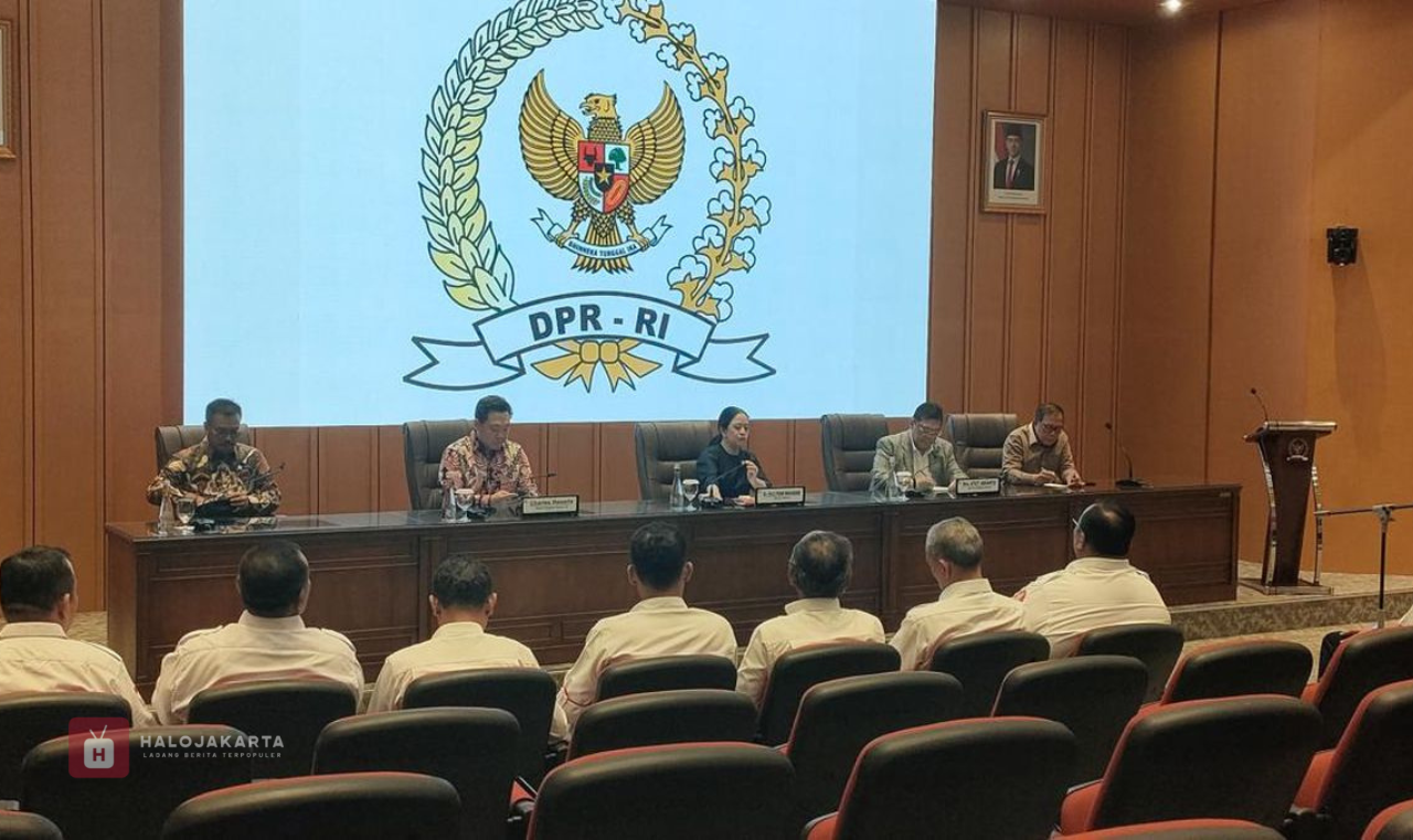 Puan Terima Perwakilan Massa Buruh Demo di DPR