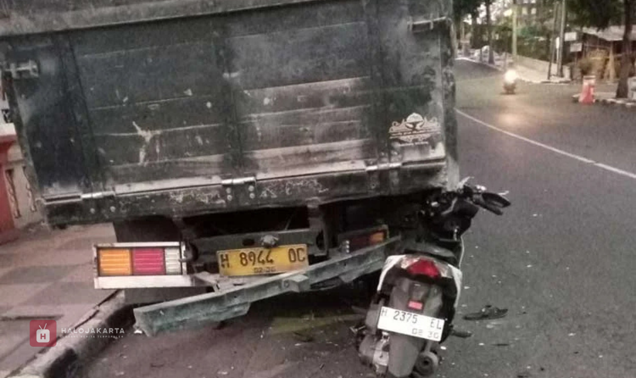 Gagal Gasak HP, Wira Tewas Usai Tabrak Truk