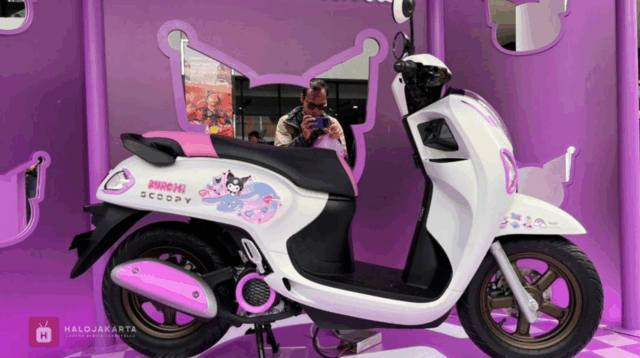 Honda Scoopy Kuromi Edisi Terbatas