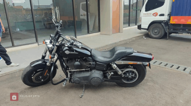 Moge Harley Rp 250 Juta Hilang di Senayan