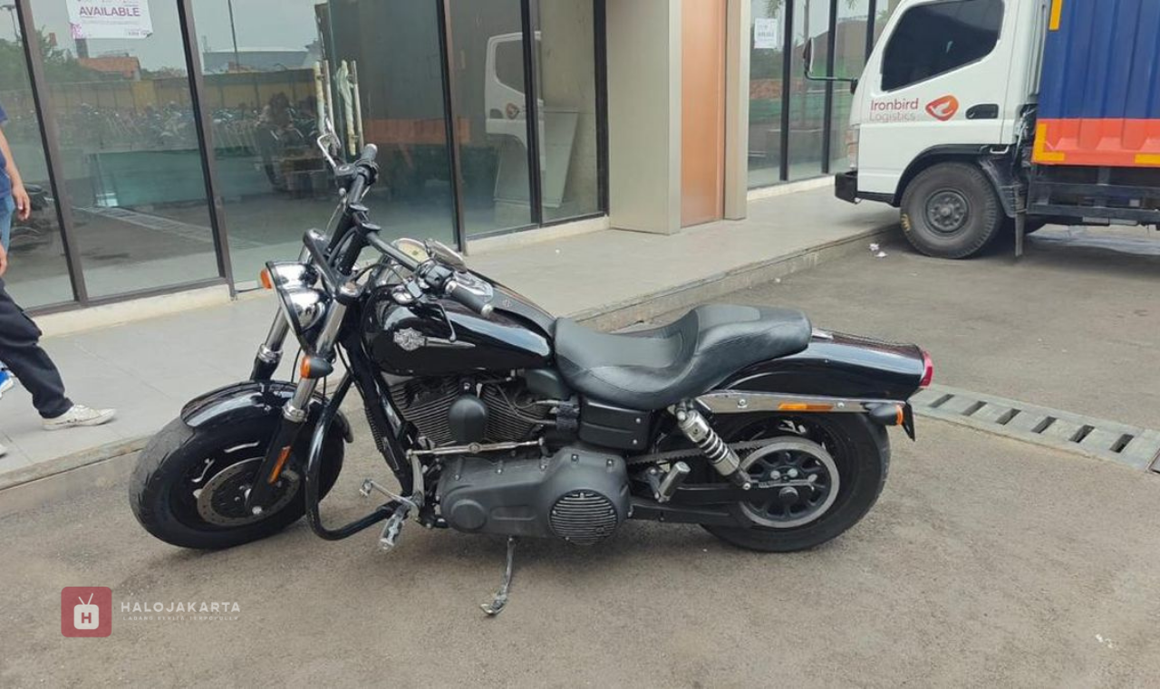 Moge Harley Rp 250 Juta Hilang di Senayan