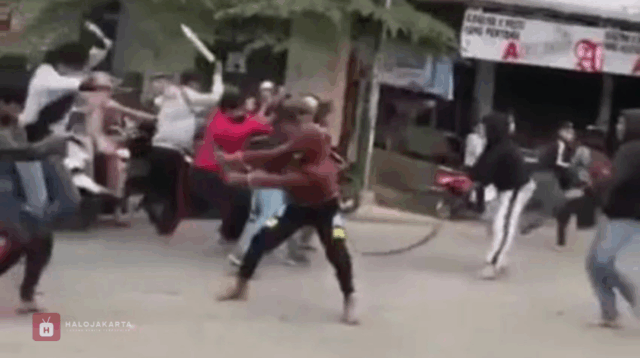 Polisi Tangkap 4 Pelajar Tawuran Cileungsi