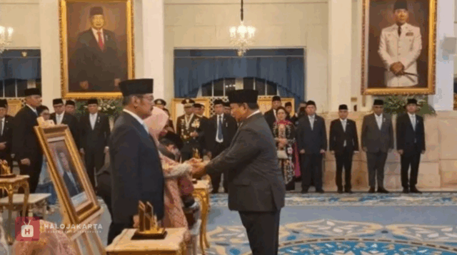 Prabowo Anugerahkan GelarPrabowo Anugerahkan Gelar Pahlawan Nasional Pahlawan Nasional