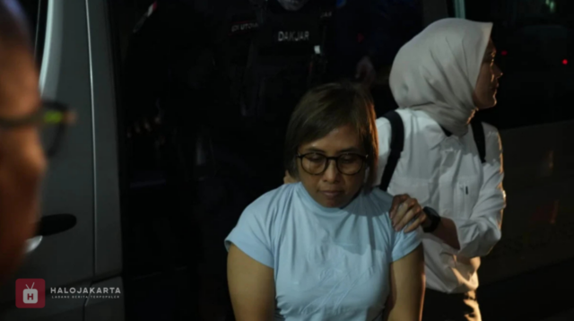 Godfather Nigeria di Balik Dewi Astutik