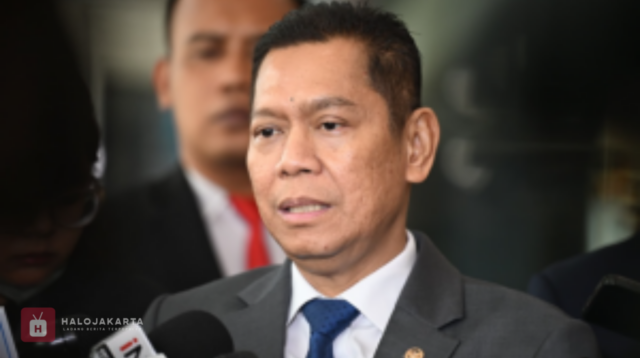 Wakil Ketua DPR Adies Kadir Buka Suara Usai Ditetapkan Jadi Hakim MK