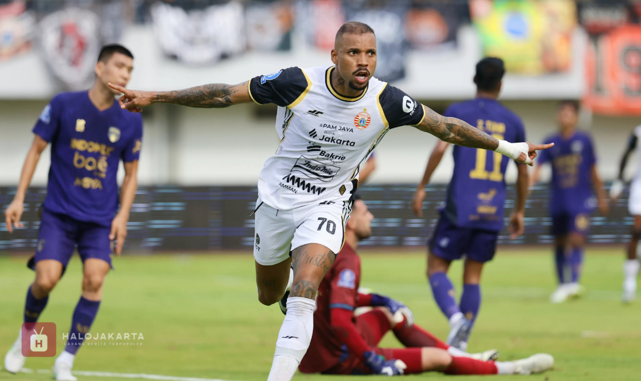 Persita Tumbang 0-2 di Tangan Persija!