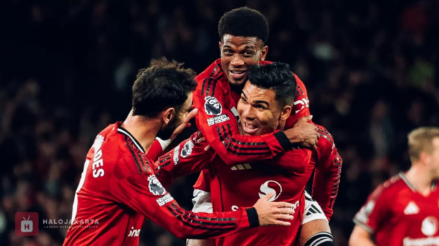 Manchester United Bantai Man City 2-0!