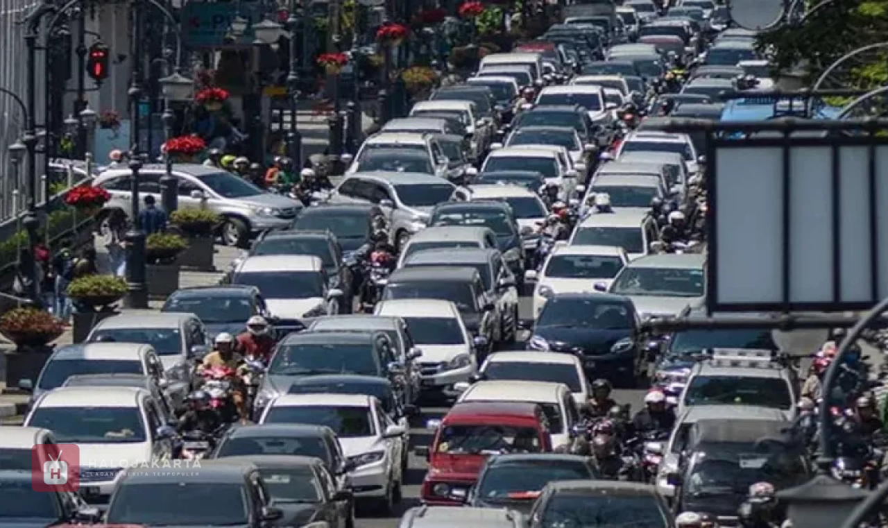 Macet Parah 15 Juta Kendaraan Masuk Bandung Saat Libur Imlek!