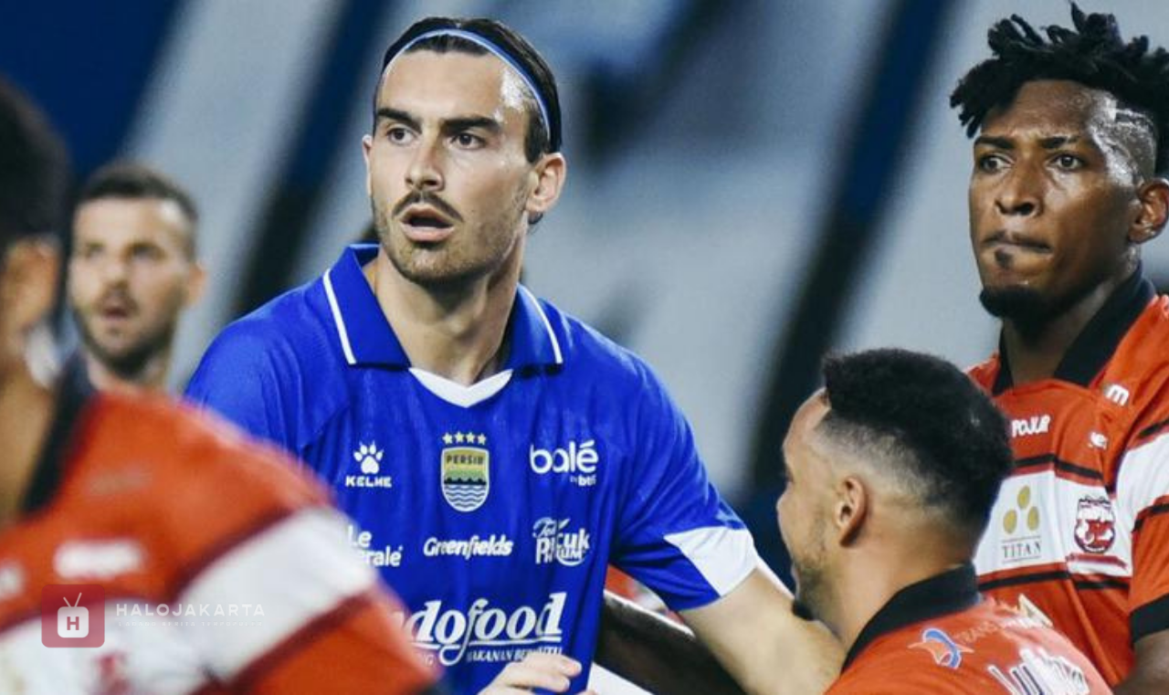 Persib Pesta Gol 5-0 ke Gawang Madura United: Bojan Hodak Puas Bukan Main