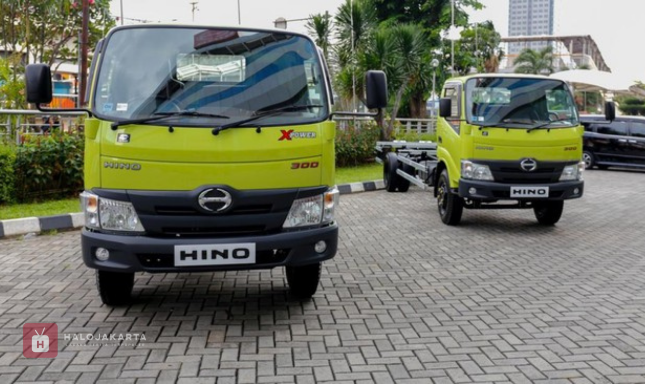 Truk Hino Diborong Massal Agrinas