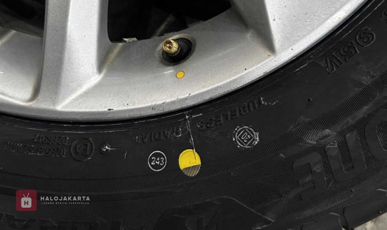 Bulatan Kuning di Ban Mobil