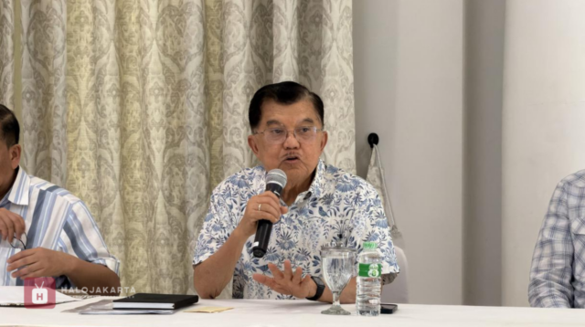 JK: “Kasih Tahu Semua Termul, Jokowi Jadi Presiden karena Saya”